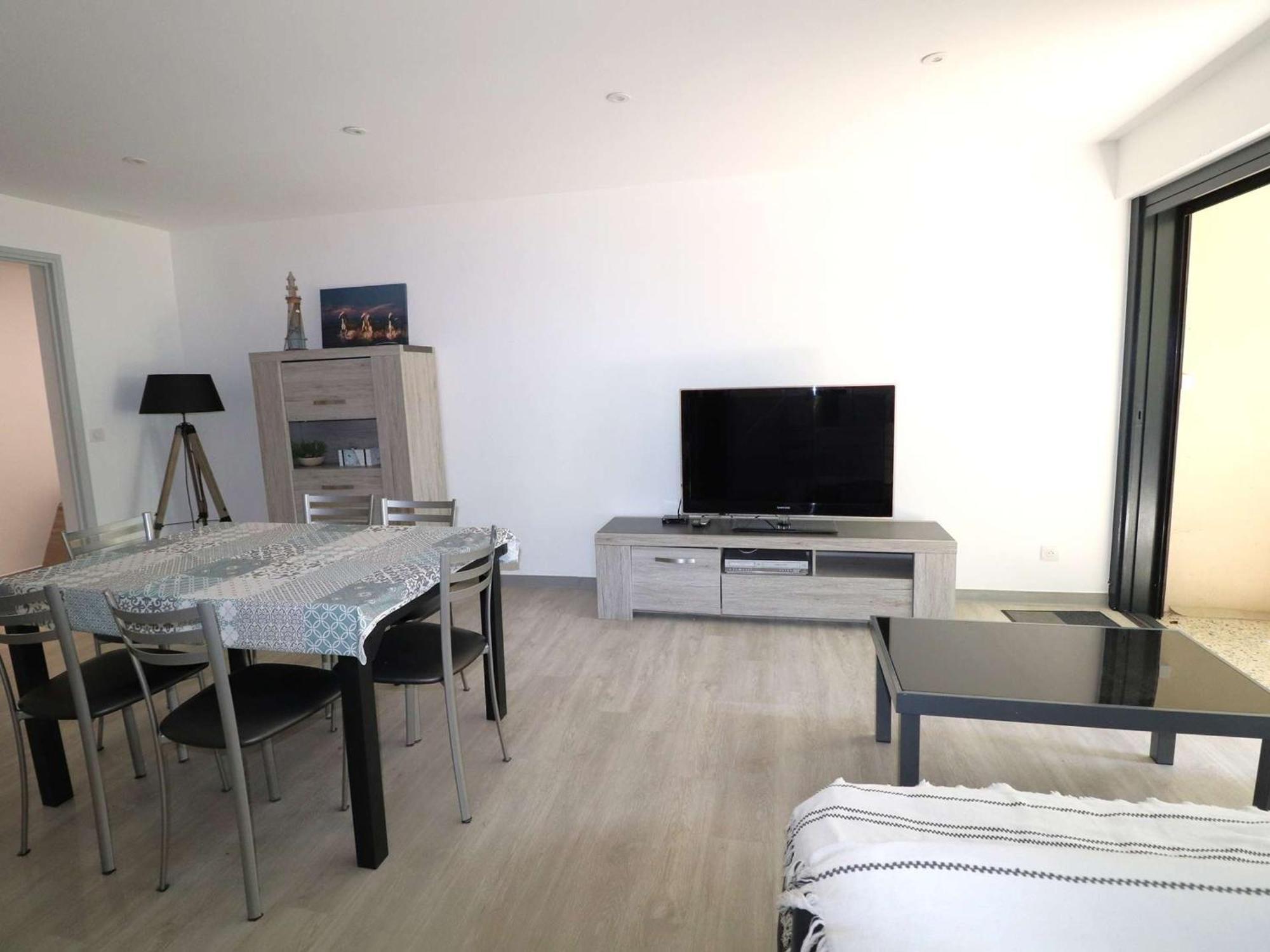 3 Pieces Climatise Avec Terrasse, Parking Prive, A 100M De La Plage, 7 Couchages - Fr-1-307-148 Le Grau-du-Roi Εξωτερικό φωτογραφία