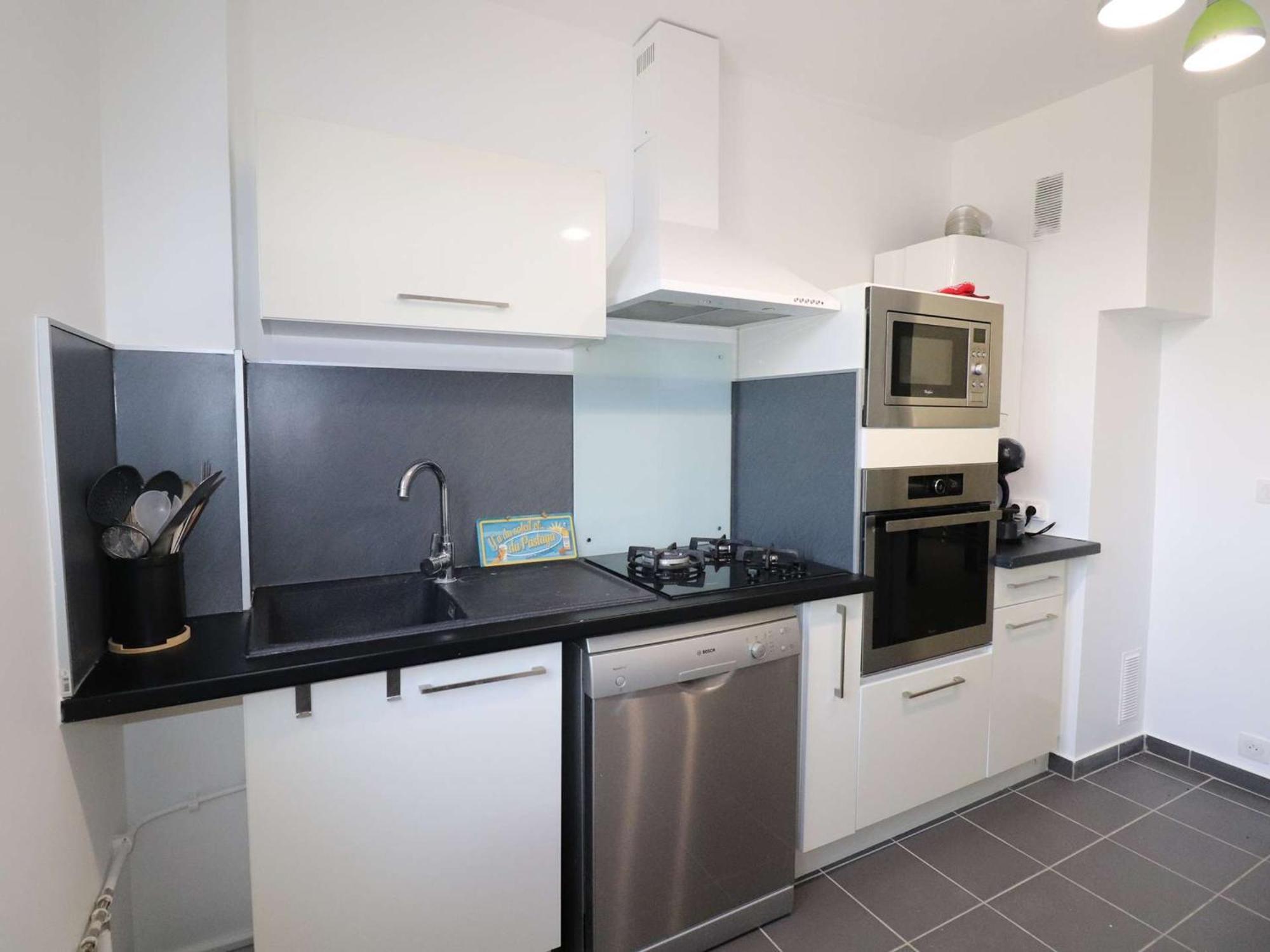 3 Pieces Climatise Avec Terrasse, Parking Prive, A 100M De La Plage, 7 Couchages - Fr-1-307-148 Le Grau-du-Roi Εξωτερικό φωτογραφία