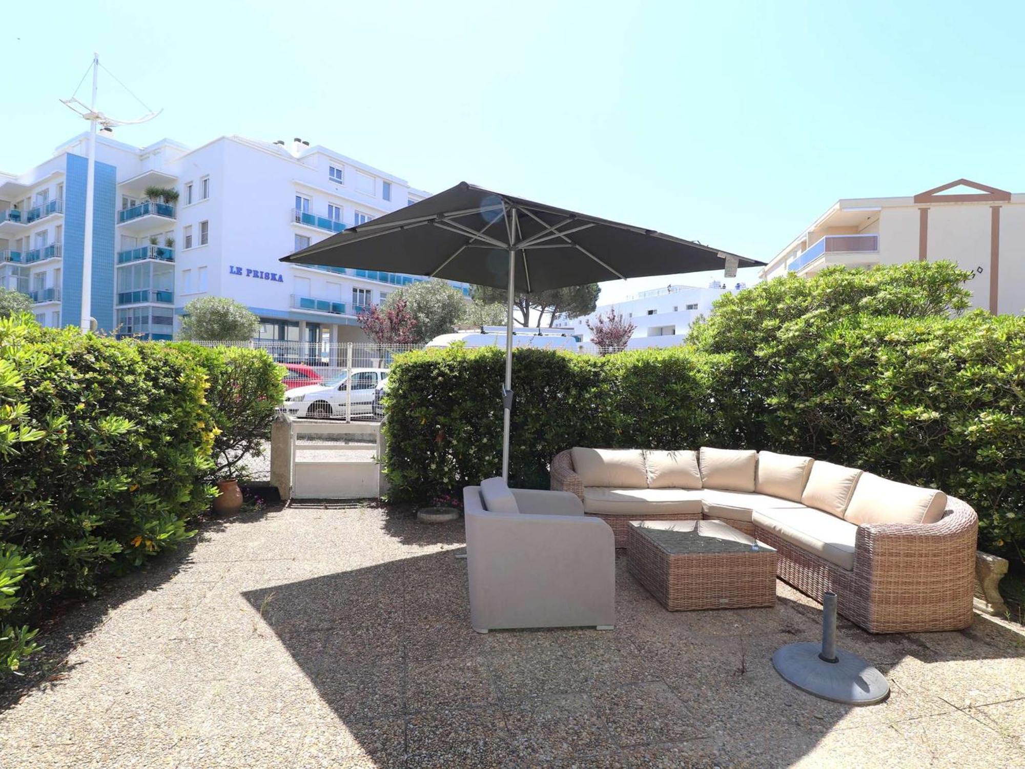 3 Pieces Climatise Avec Terrasse, Parking Prive, A 100M De La Plage, 7 Couchages - Fr-1-307-148 Le Grau-du-Roi Εξωτερικό φωτογραφία